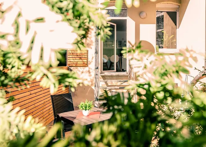 アパート Tarata *